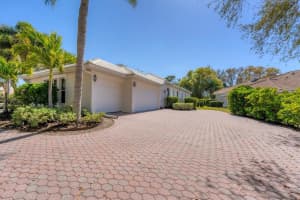 8207 REGENTS COURT, UNIVERSITY PARK, FL 34201 Sold 05/06/24