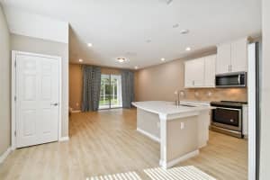 2830 GRAND KEMERTON PLACE, TAMPA, FL 33618 Sold 09/05/24