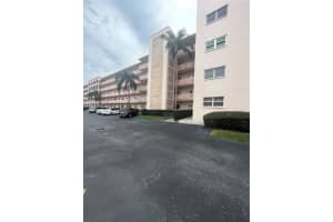 5623 80TH STREET, ST PETERSBURG, FL 33709 Sold 03/18/25