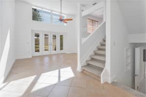 13971 LAKE POINT DRIVE, CLEARWATER, FL 33762 Sold 11/08/24