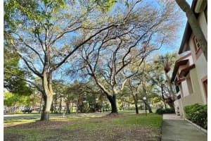 500 SANTA CRUZ PLACE, ST PETERSBURG, FL 33703 Sold 05/10/24