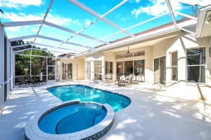 6616 HUNTER COMBE CROSSING, UNIVERSITY PARK, FL 34201 Sold 03/10/25