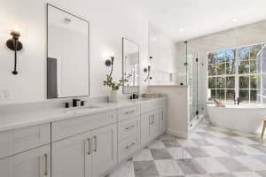 6616 HUNTER COMBE CROSSING, UNIVERSITY PARK, FL 34201 Sold 03/10/25