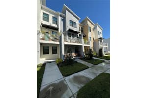 2572 12TH TERRACE, ST PETERSBURG, FL 33713 Sold 04/30/24
