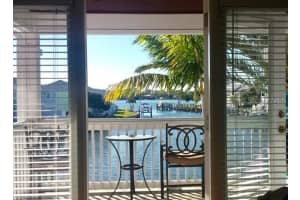 5157 BEACH DRIVE, ST PETERSBURG, FL 33705 Sold 07/16/24