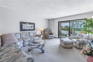 7930 SUN ISLAND DRIVE, SOUTH PASADENA, FL 33707 Sold 05/17/24