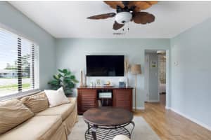 209 40TH AVENUE, ST PETERSBURG, FL 33703 Sold 09/23/24