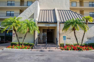 3300 COVE CAY DRIVE, CLEARWATER, FL 33760 Sold 07/29/24