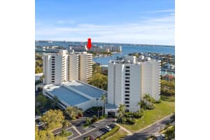5940 PELICAN BAY PLAZA, GULFPORT, FL 33707 Sold 12/02/24