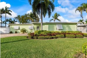 7079 SHORE DRIVE, SOUTH PASADENA, FL 33707 Sold 05/31/24