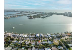 7079 SHORE DRIVE, SOUTH PASADENA, FL 33707 Sold 05/31/24