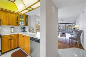 6294 BAHIA DEL MAR CIRCLE, ST PETERSBURG, FL 33715 Sold 05/15/24