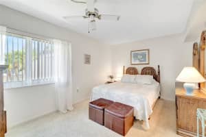 2205 BELLEAIR ROAD, CLEARWATER, FL 33764 Sold 01/15/25