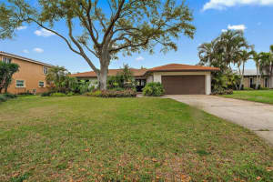 2073 IOWA AVENUE, ST PETERSBURG, FL 33703 Sold 04/29/24