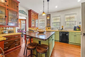 1756 PASADENA DRIVE, DUNEDIN, FL 34698 Sold 06/07/24