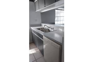 6939 STONES THROW CIRCLE, ST PETERSBURG, FL 33710 Sold 10/25/24