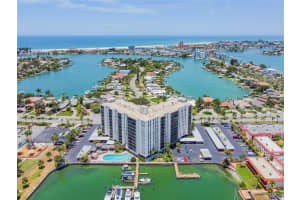 10355 PARADISE BOULEVARD, TREASURE ISLAND, FL 33706 Sold 07/16/24