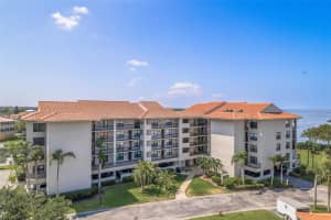 1810 MARINER DRIVE, TARPON SPRINGS, FL 34689 Sold 04/17/24