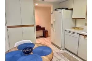 3062 EASTLAND BOULEVARD, CLEARWATER, FL 33761 Sold 10/14/24