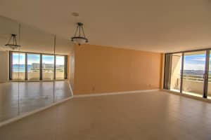 5940 PELICAN BAY PLAZA, GULFPORT, FL 33707 Sold 07/09/24