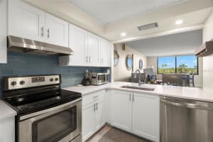 6361 BAHIA DEL MAR BOULEVARD, ST PETERSBURG, FL 33715 Sold 06/12/24