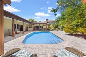 1375 74TH CIRCLE, ST PETERSBURG, FL 33702 Sold 04/22/24