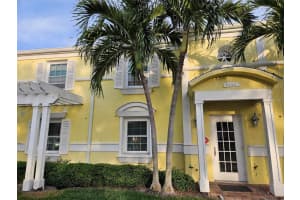 5146 BEACH DRIVE, ST PETERSBURG, FL 33705 Sold 05/21/24
