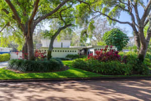 1742 SERPENTINE DRIVE, ST PETERSBURG, FL 33712 Sold 05/31/24
