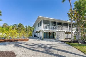 2612 COCONUT DRIVE, SANIBEL, FL 33957 Sold 04/08/24