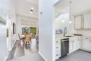 2612 COCONUT DRIVE, SANIBEL, FL 33957 Sold 04/08/24