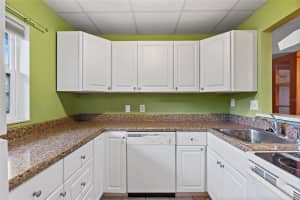 11485 OAKHURST ROAD, LARGO, FL 33774 Sold 10/04/24