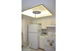 2460 NORTHSIDE DRIVE, CLEARWATER, FL 33761 Sold 02/14/25