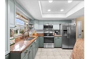 1397 GREENLEAF COURT, TARPON SPRINGS, FL 34689 Sold 03/05/25