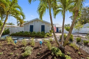 3526 BEACH DRIVE, ST PETERSBURG, FL 33705 Sold 04/25/24