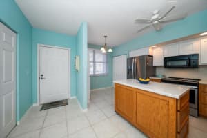 6550 SHORELINE DRIVE, ST PETERSBURG, FL 33708 - MLS#MFRU8235670