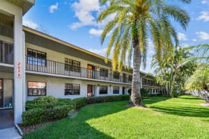 2070 LAKEVIEW DRIVE, CLEARWATER, FL 33763 Sold 11/08/24