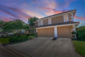 520 BAY LAUREL COURT, ST PETERSBURG, FL 33703 Sold 07/01/24