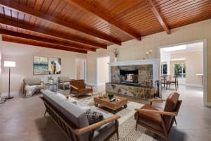 1800 JUAREZ WAY, ST PETERSBURG, FL 33712 Sold 04/30/24