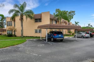 121 ASPEN CIRCLE, SEMINOLE, FL 33777 Sold 04/25/24