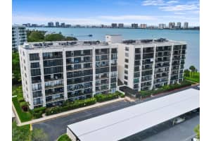 100 OAKMONT LANE, BELLEAIR, FL 33756 Sold 05/22/24