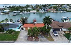 7981 2ND AVENUE, ST PETERSBURG, FL 33707 Sold 04/10/24