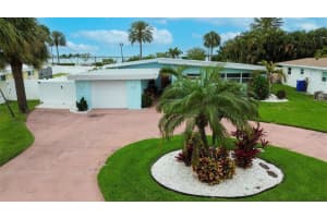 8023 CAUSEWAY BOULEVARD, ST PETERSBURG, FL 33707 Sold 01/03/25