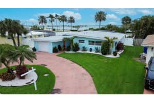 8023 CAUSEWAY BOULEVARD, ST PETERSBURG, FL 33707 Sold 01/03/25