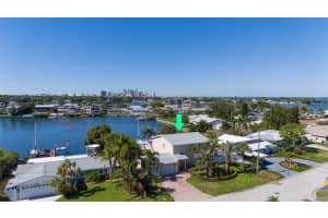 3501 MANATEE DRIVE, ST PETERSBURG, FL 33705 Sold 08/16/24