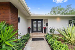 9002 ST ANDREWS DRIVE, SEMINOLE, FL 33777 Sold 06/03/24