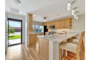 19029 US HIGHWAY 19 N #11E, CLEARWATER, FL 33764 Sold 06/27/24