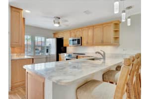 19029 US HIGHWAY 19 N #11E, CLEARWATER, FL 33764 Sold 06/27/24