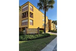 10301 Gulf Blvd #402, TREASURE ISLAND