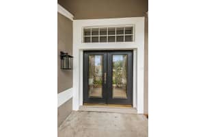 420 WATERFORD CIRCLE, TARPON SPRINGS, FL 34688 Sold 05/05/24
