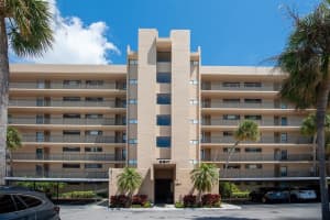 2617 COVE CAY DRIVE, CLEARWATER, FL 33760 Sold 05/28/25